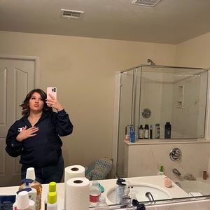 Meet your Posher, Lorain